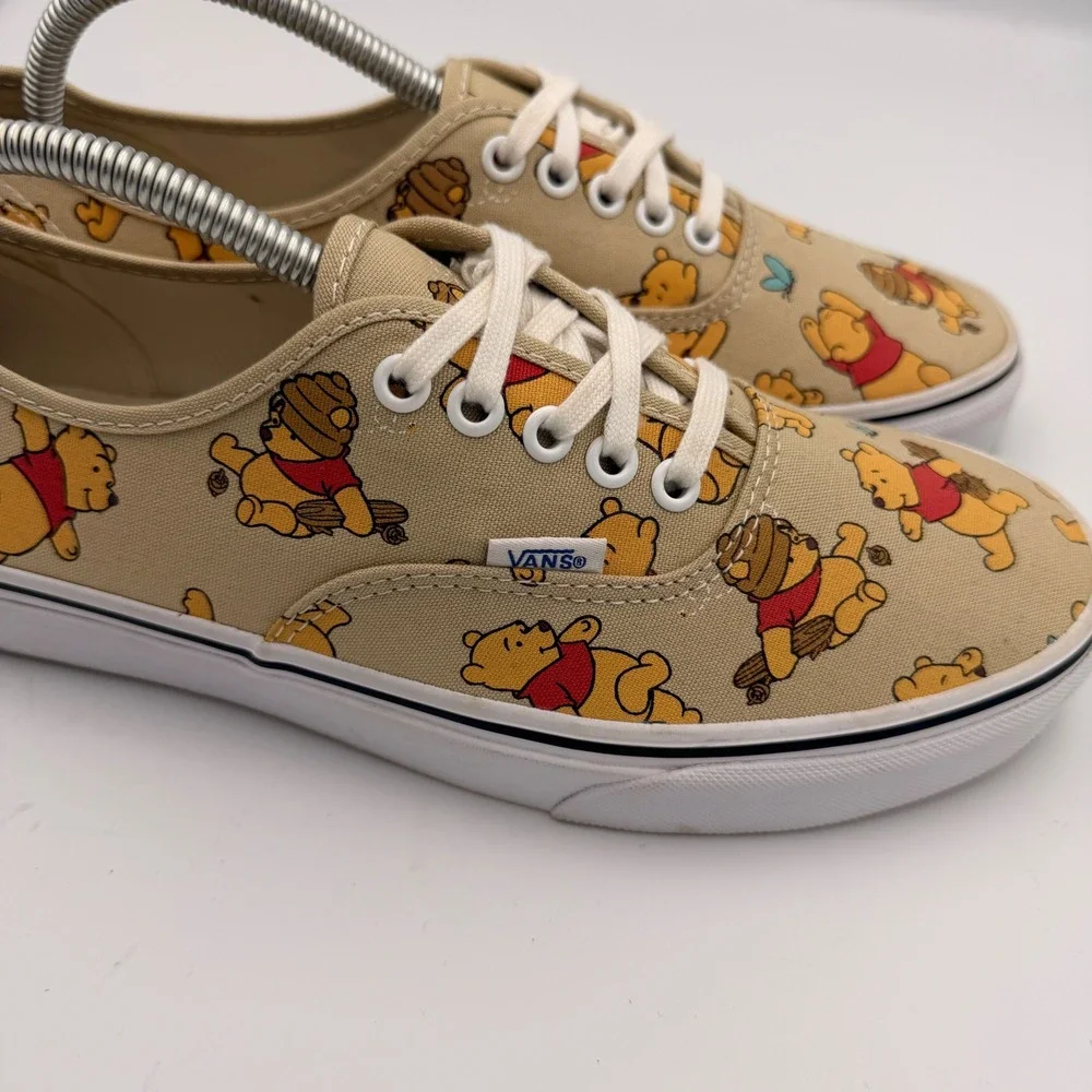 Vans Authentic Disney Winnie the Pooh Skateboard Tan Shoes Mens 9/Womens 10.5